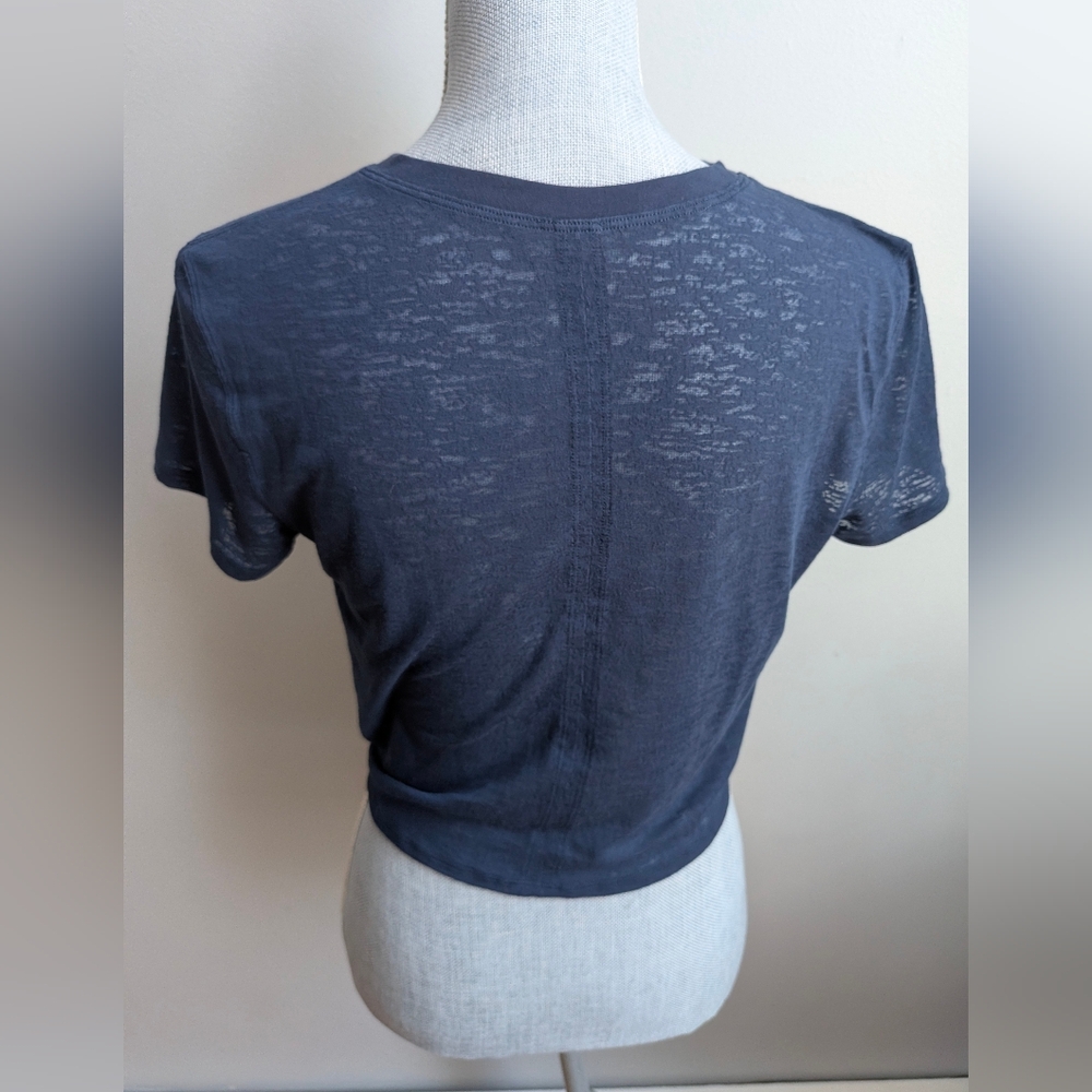 Lululemon Tie-Waist Breathable Short-Sleeve Shirt - Picture 4 of 11